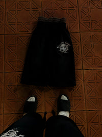 INTERNAL AFFAIR Yin Double Waisted 3/4 Shorts - Black